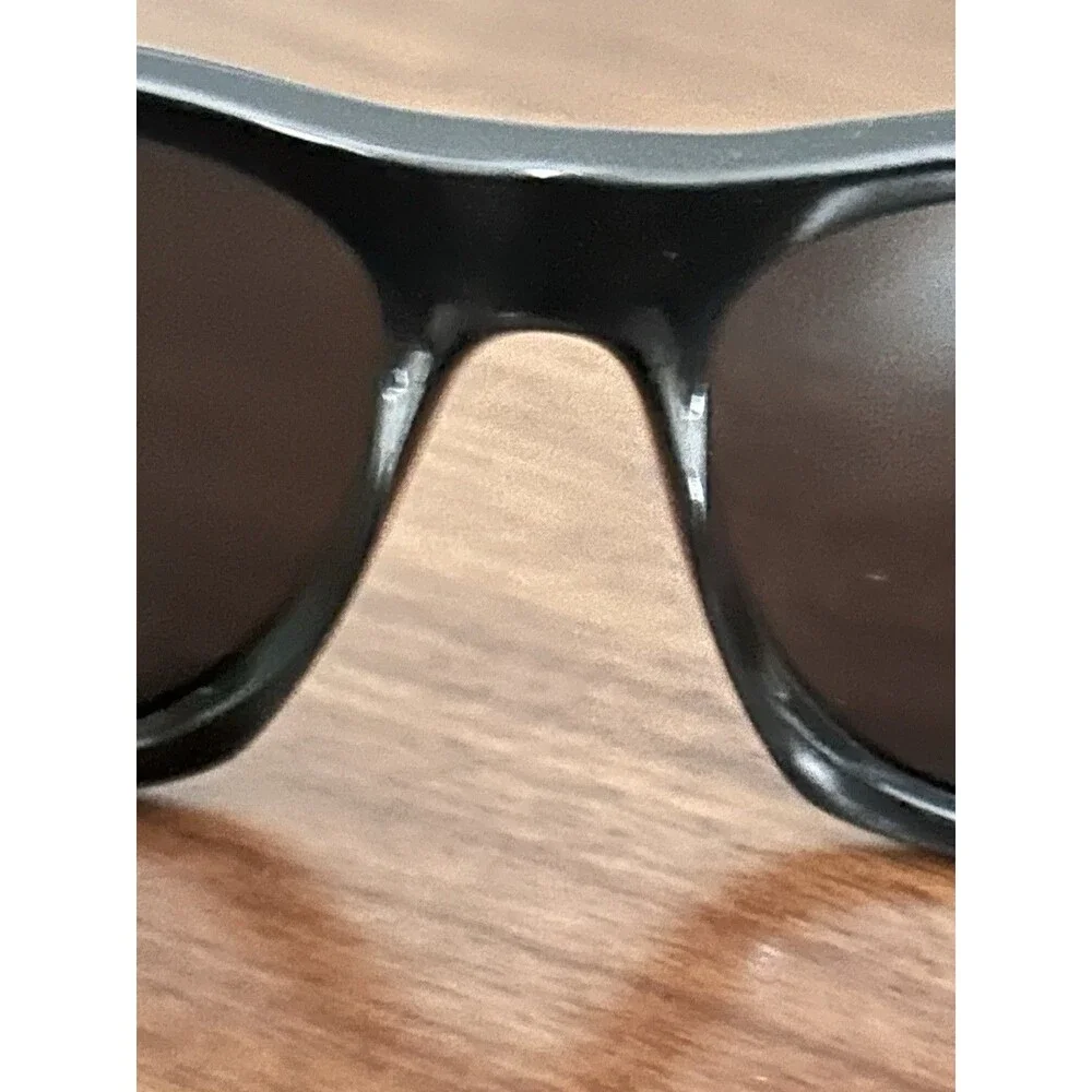 Ray-Ban RB4194 Rectangle Sunglasses Black/Brown lens size 53-18 pre owned